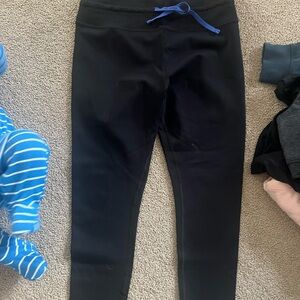 EUC Large Peloton Tie Front Leggings with Blue Accents